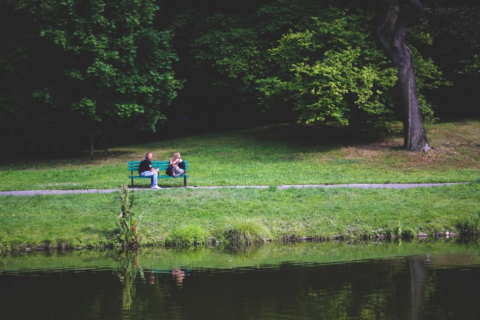 bench-couple-love-people.jpg