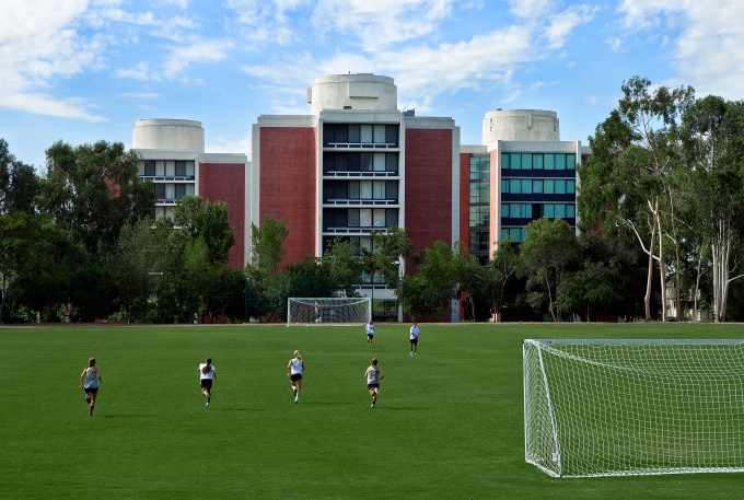 claremont-mckenna-college-parents-field-sports.jpg